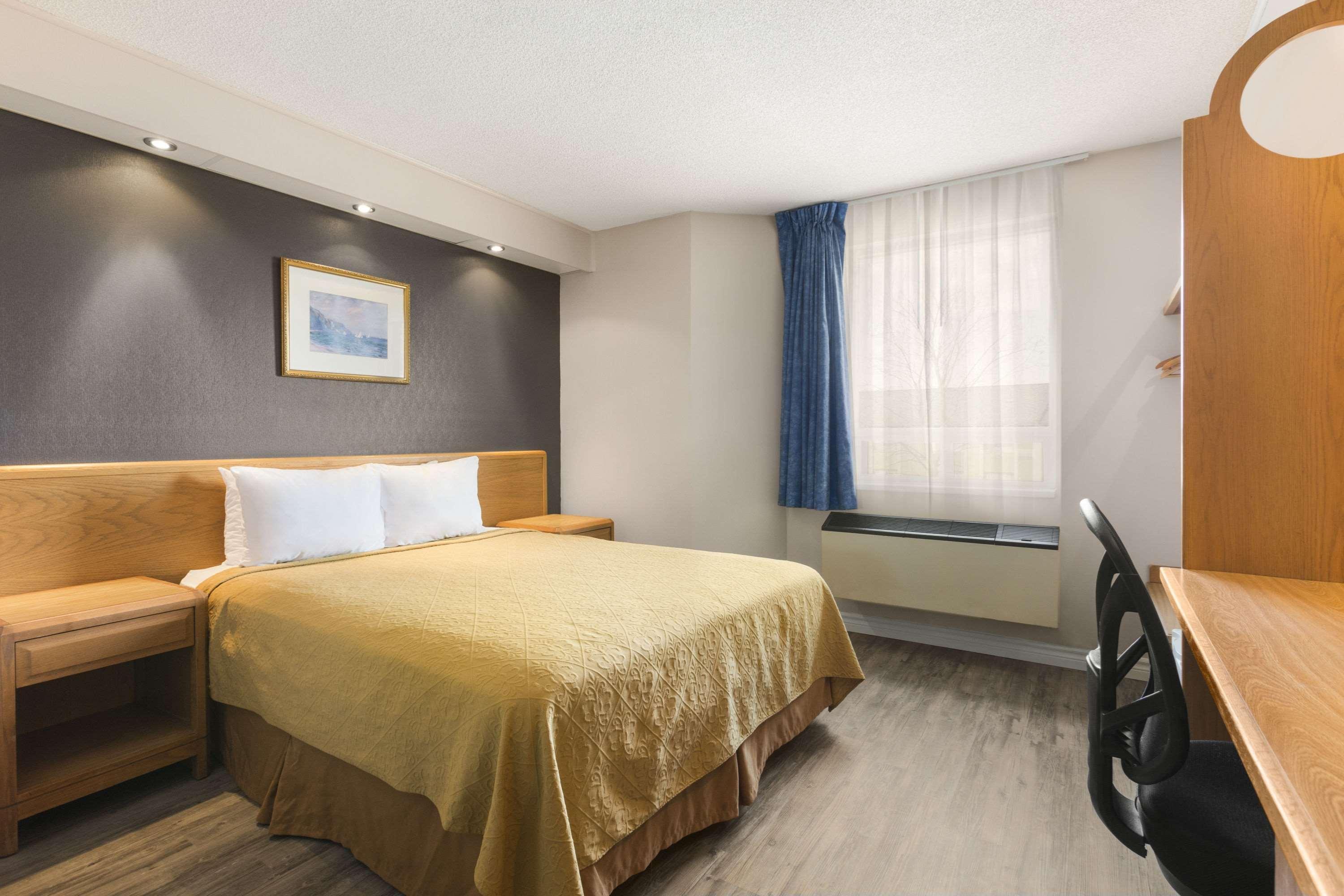 Travelodge by Wyndham Brockville Eksteriør billede
